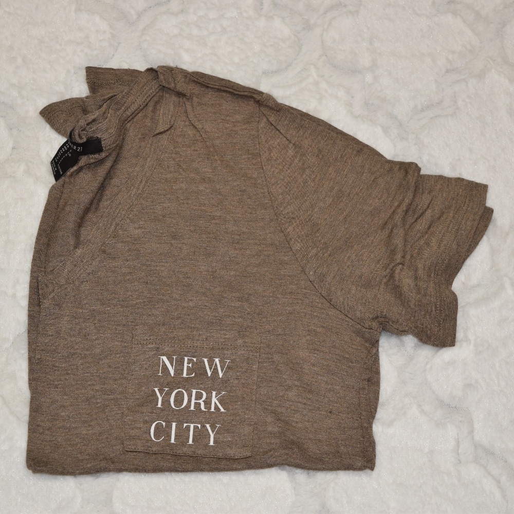NWOT Forever 21 NYC V-Neck Tee